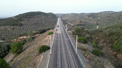 La Comisi�n Nacional de los Mercados y la Competencia propone modificaciones a los c�nones de Adif para 2024